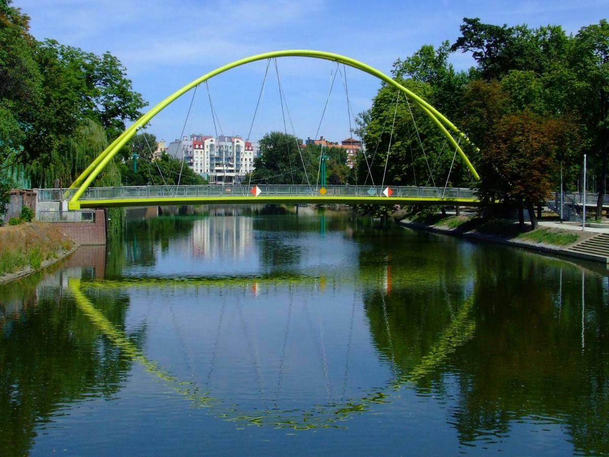 Bluebird City Center Apartment Wroclaw Bagian luar foto